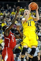 Nik Stauskas (11)