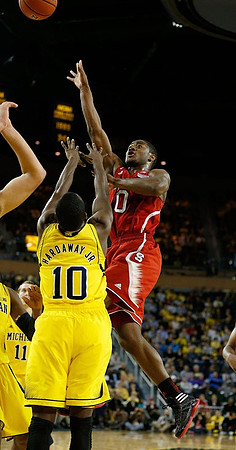 Tim Hardaway Jr. (10) and Nik Stauskas (11)