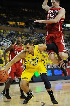 Jordan Morgan (52)