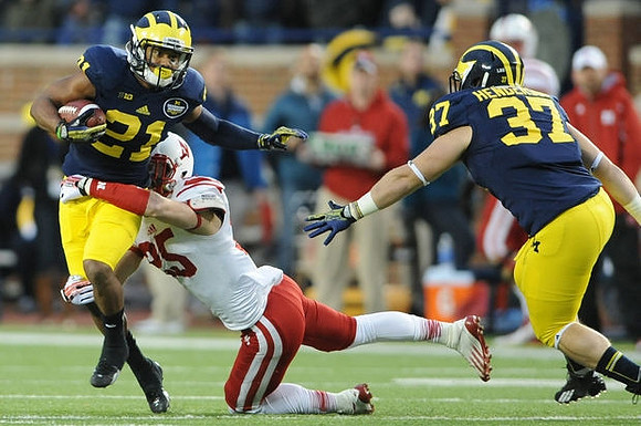 Jeremy Gallon (21) and Bobby Henderson (37)