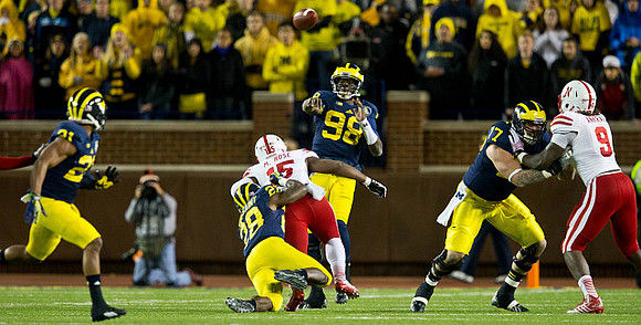 Jeremy Gallon (21), Fitzgerald Toussaint (28), Devin Gardner (98), and Jeremy Jackson (17)