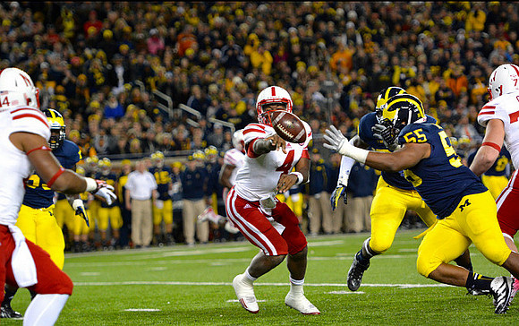Jibreel Black (55) and Taco Charlton (33)