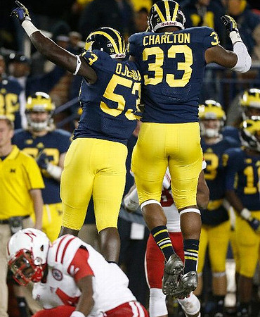Mario Ojemudia (53) and Taco Charlton (33)