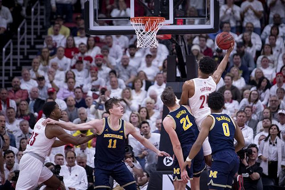 Colin Castleton (11), Franz Wagner (21), and David DeJulius (0)