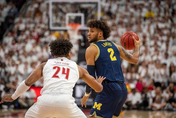 Isaiah Livers (2)