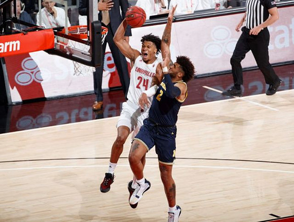Isaiah Livers (2)