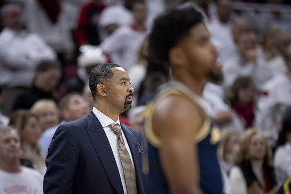 Juwan Howard and David DeJulius (0)