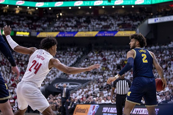 Isaiah Livers (2)