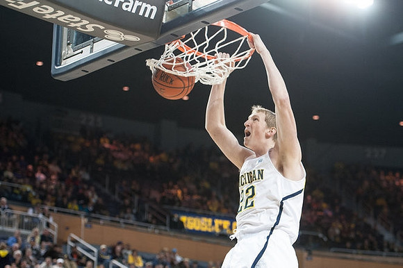 Blake McLimans (22)