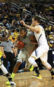 Nik Stauskas (11)