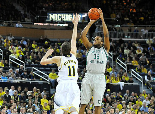 Nik Stauskas (11)