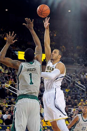 Jordan Morgan (52)