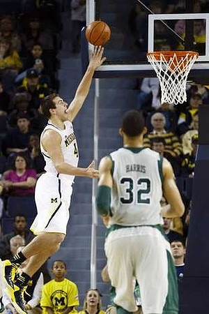 Mitch McGary (4)