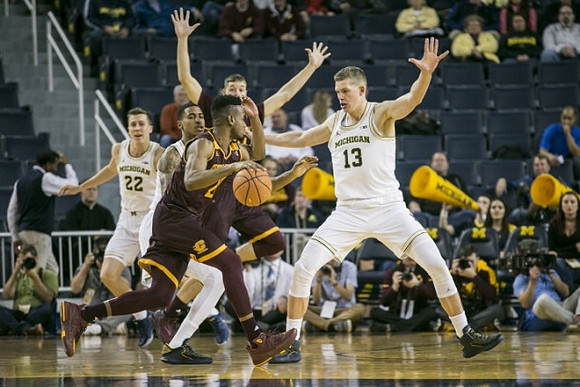 Duncan Robinson (22) and Moritz Wagner (13)