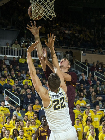 Duncan Robinson (22)