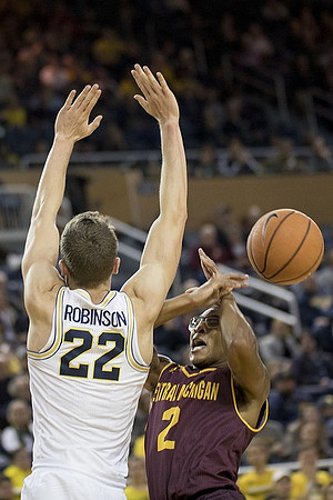 Duncan Robinson (22)