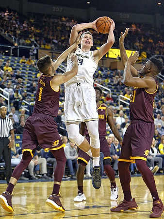 Moritz Wagner (13)