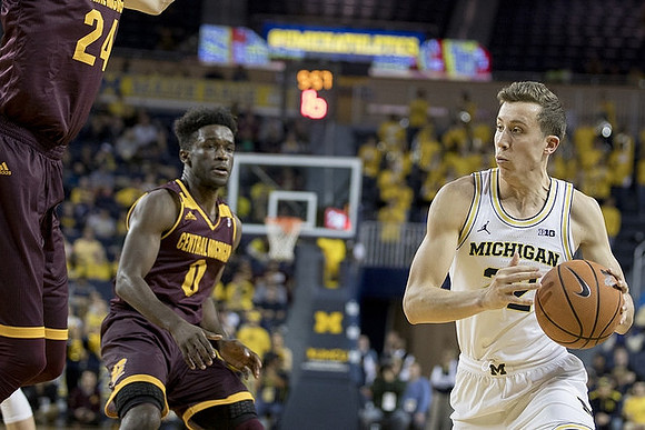 Duncan Robinson (22)