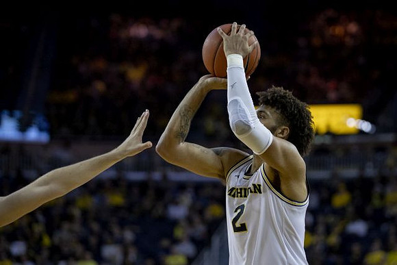 Isaiah Livers (2)