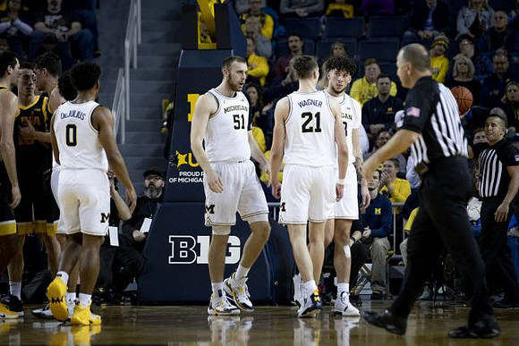 David DeJulius (0), Austin Davis (51), Franz Wagner (21), and Brandon Johns Jr. (23)