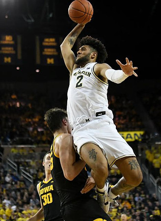 Isaiah Livers (2)