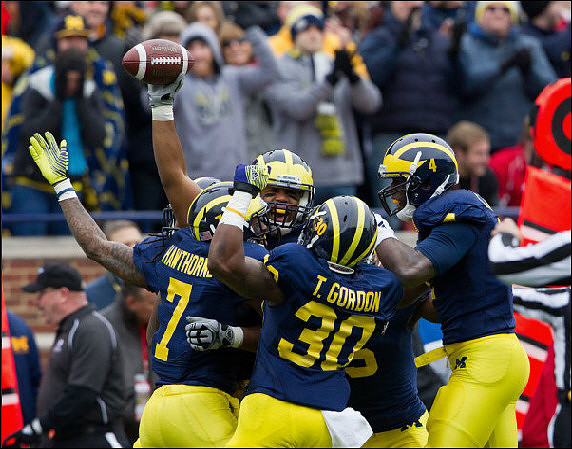 Brandin Hawthorne (7), Ryan Van Bergen (53), Thomas Gordon (30), and Cameron Gordon (4)