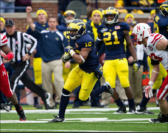 Jeremy Gallon (10), Junior Hemingway (21), and Mark Huyge (72)
