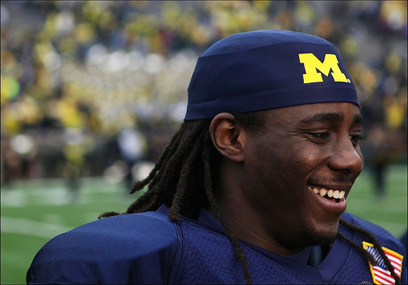 Denard Robinson (16)