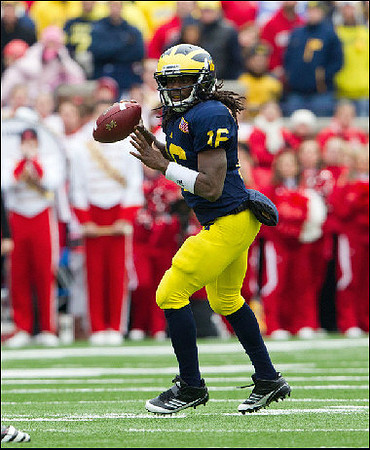 Denard Robinson (16)