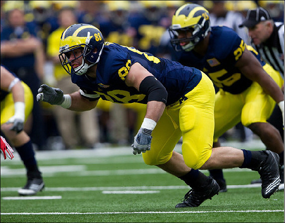 Craig Roh (88) and Kenny Demens (25)