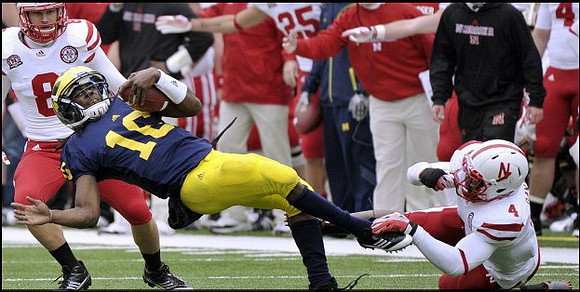 Denard Robinson (16)