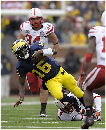Denard Robinson (16)