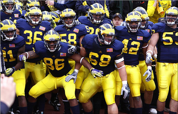Junior Hemingway (21), Kevin Koger (86), Zac Johnson (36), Brandon Herron (58), Mike Martin (68), J.B. Fitzgerald (42), and Ryan Van Bergen (53)