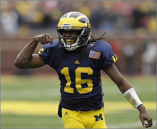 Denard Robinson (16)