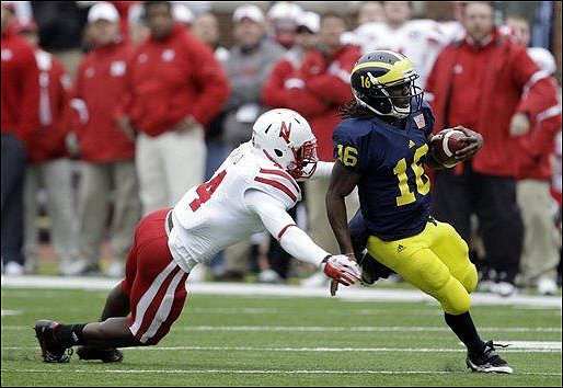 Denard Robinson (16)