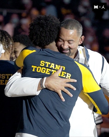 Jace Howard (25) and Juwan Howard