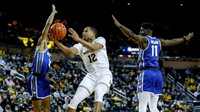 DeVante' Jones (12)