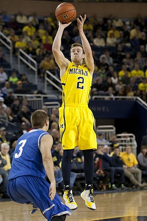 Spike Albrecht (2)