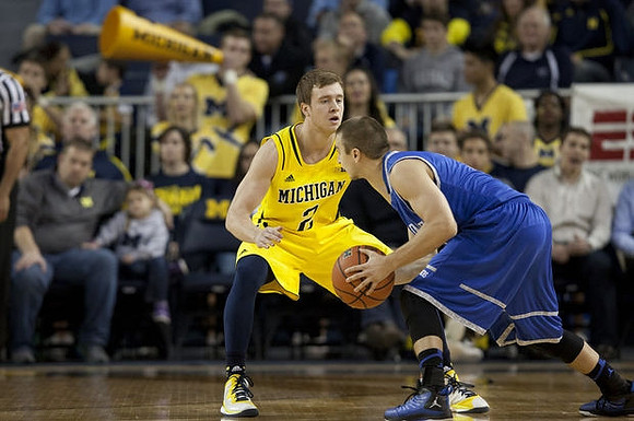 Spike Albrecht (2)