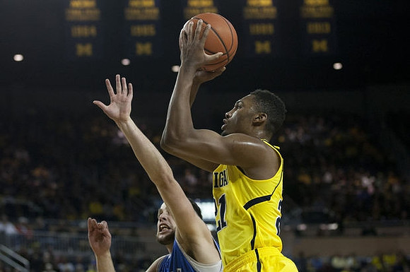 Zak Irvin (21)