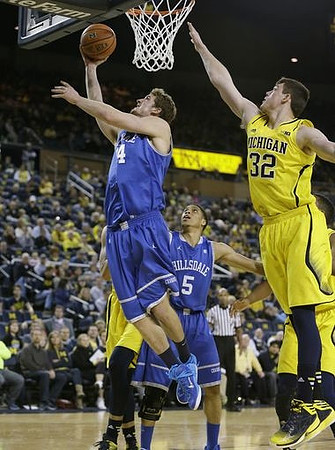 Ricky Doyle (32)