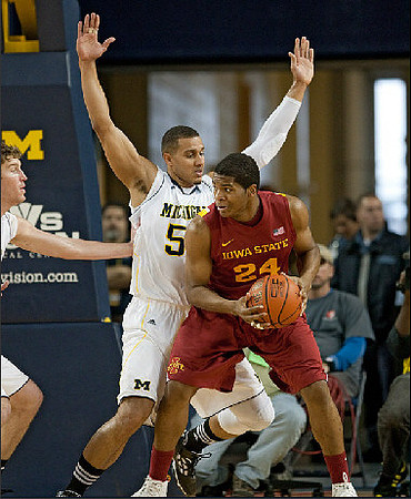 Evan Smotrycz (23) and Jordan Morgan (52)
