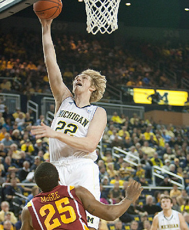 Blake McLimans (22)