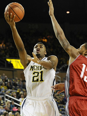Zak Irvin (21)