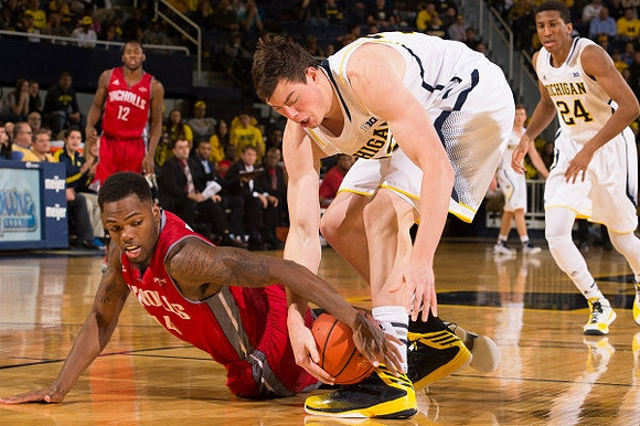 Ricky Doyle (32) and Aubrey Dawkins (24)