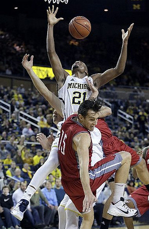 Zak Irvin (21)