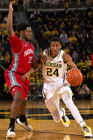 Aubrey Dawkins (24)