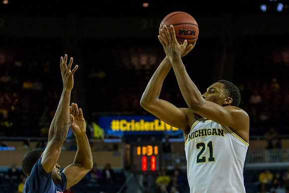 Zak Irvin (21)