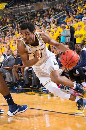 Derrick Walton Jr. (10)