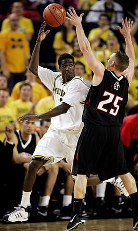 Manny Harris (3)
